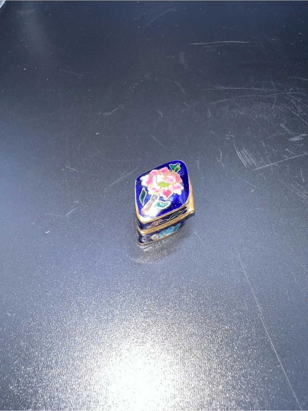 N/A metal design